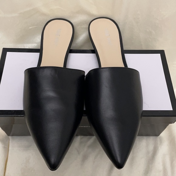 Nine West new never worn black leather slide on - Picture 2 of 5